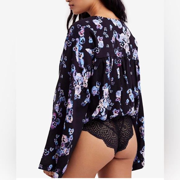 FREE PEOPLE / Size XS/ “Forties Feels” Black Floral Printed Boho Bodysuit - Picture 10 of 15